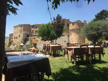 Heerlijk uit eten op loopafstand van ons huis